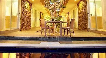 ** Hotel Eazy Inn Legian  Indonesia